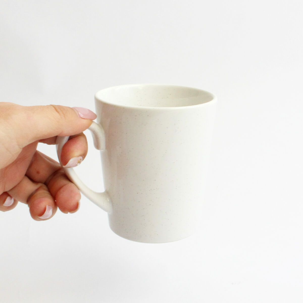 熟練職人が作った安心の日本製陶器。ヘルスウォーターマグカップ