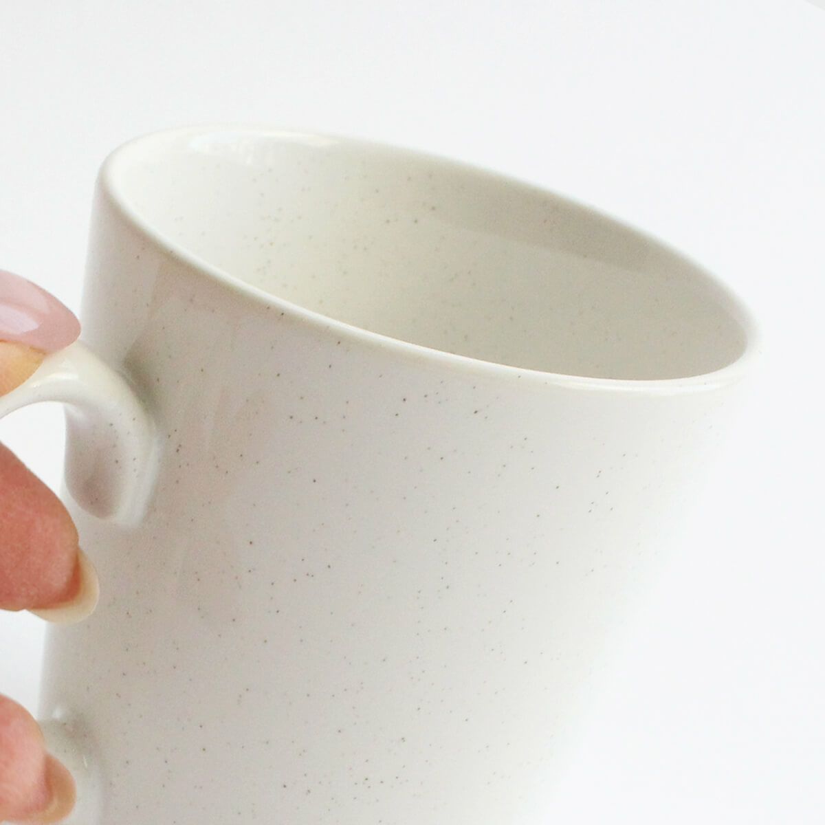 熟練職人が作った安心の日本製陶器。ヘルスウォーターマグカップ