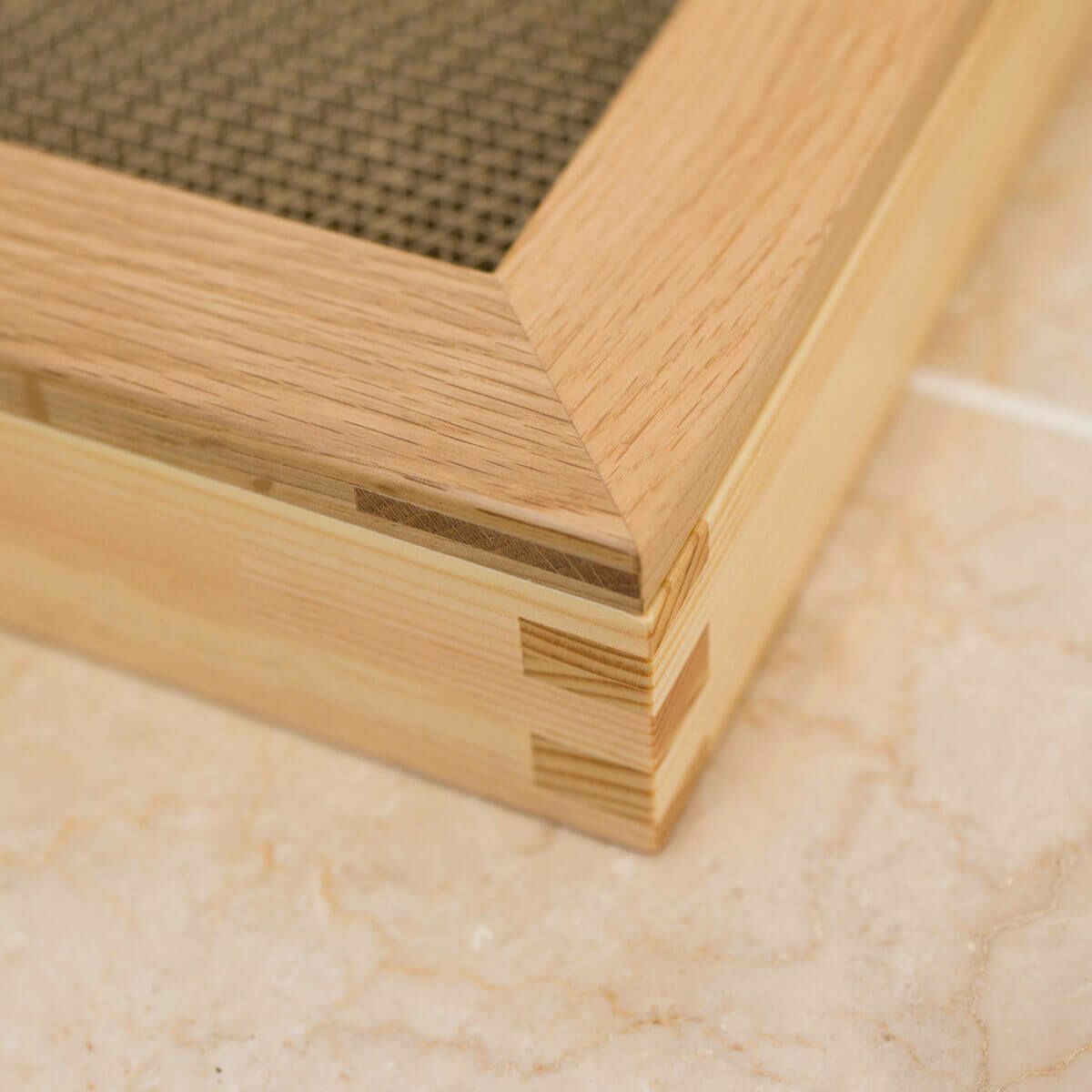 シンプルで頑丈な爪とぎがりがりボード