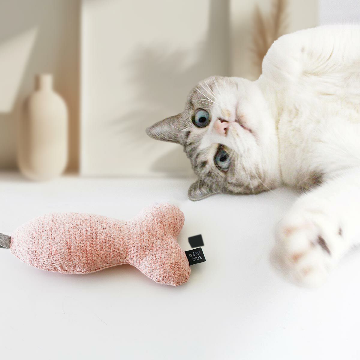 またたび不使用の猫用おもちゃ。ねこずきさかなLARGE