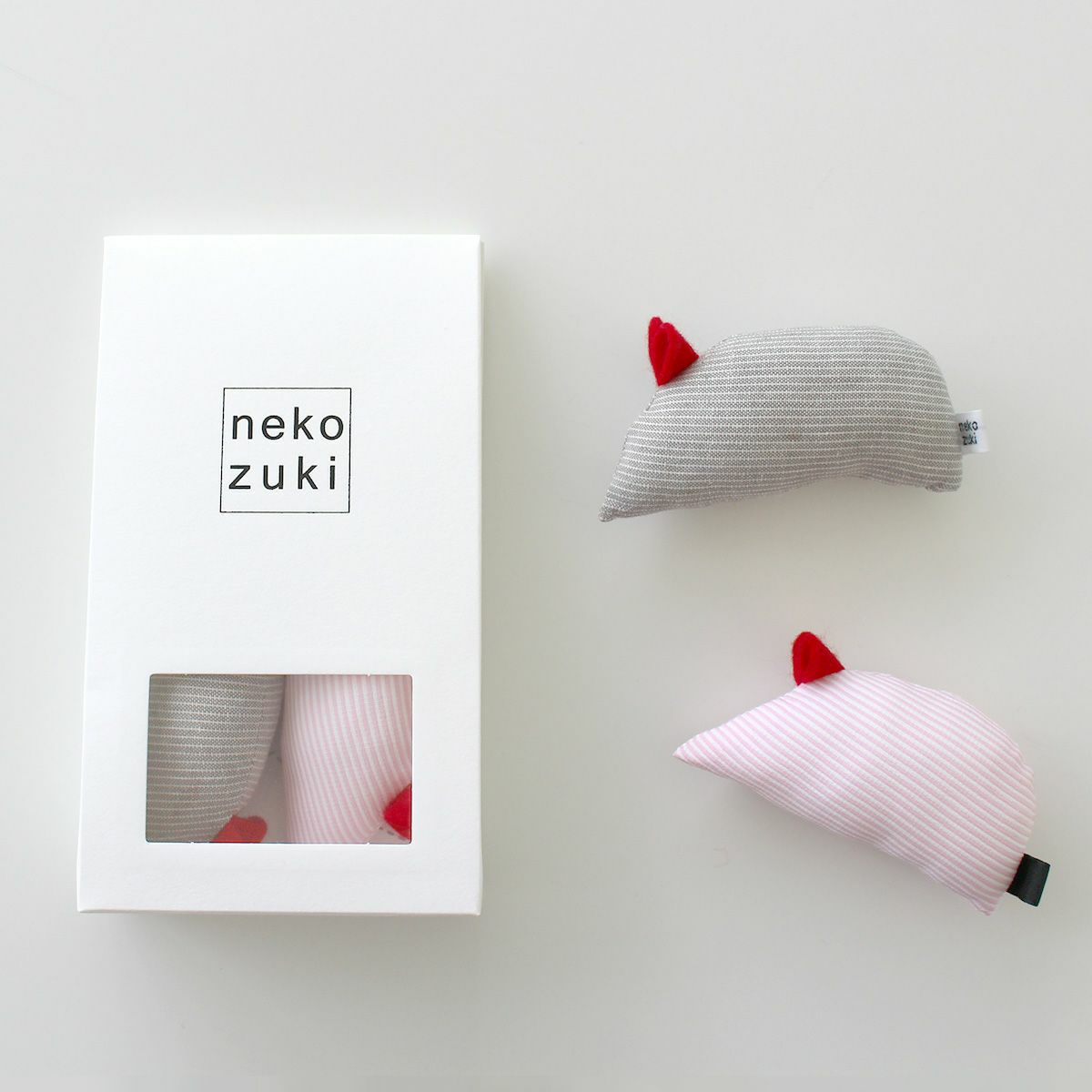 音がなるネズミの猫用おもちゃ。ねこずきねずみ2個セット