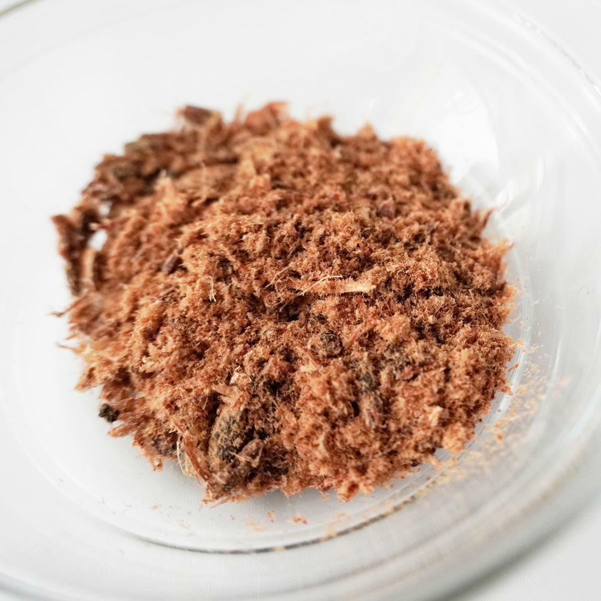 粉末状の猫のふりかけ